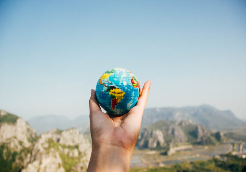 Hoe kun je duurzaam reizen met een kleine ecologische voetafdruk?